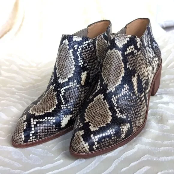 Madewell Sonia Low Chelsea Python Embossed Genuine Leather Ankle Booties Size 8 - Picture 14 of 15